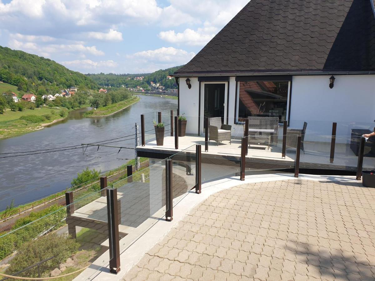 Saechsische-Schweiz-Ferienhaus-Wohnung-1-Mit-Elbblick-Sauna-Und-Kamin 柯尼希施泰因易北 外观 照片