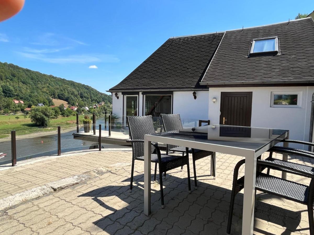 Saechsische-Schweiz-Ferienhaus-Wohnung-1-Mit-Elbblick-Sauna-Und-Kamin 柯尼希施泰因易北 外观 照片